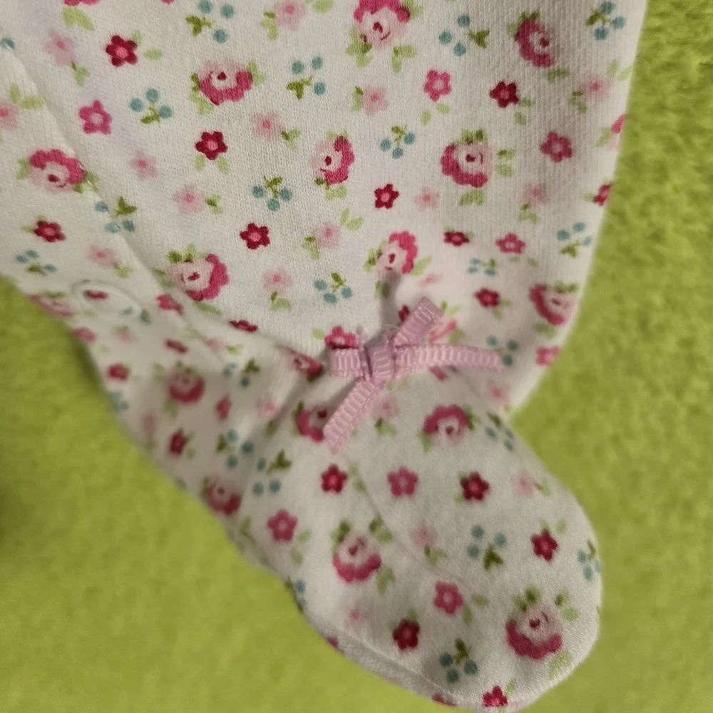 NWT PREEMIE Carters Baby Girls White & Pink Heart Floral Footie 100% COTTON (Q2)